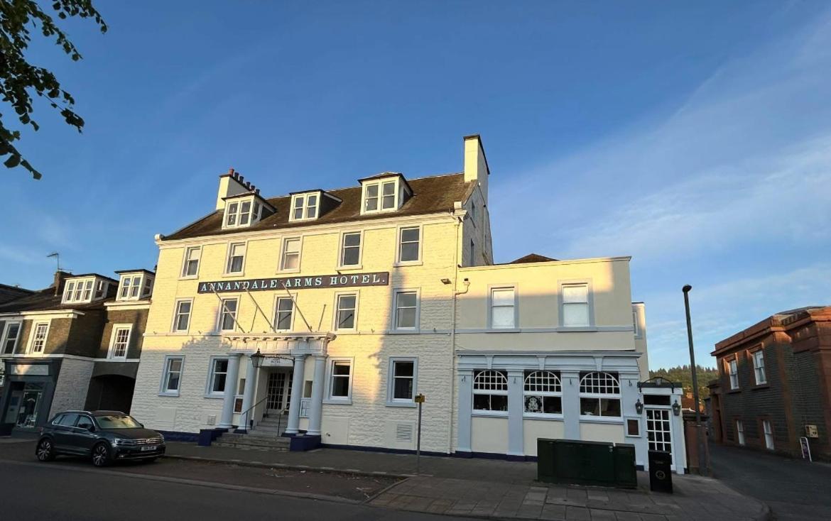 Annandale Arms Hotel Moffat Exteriör bild