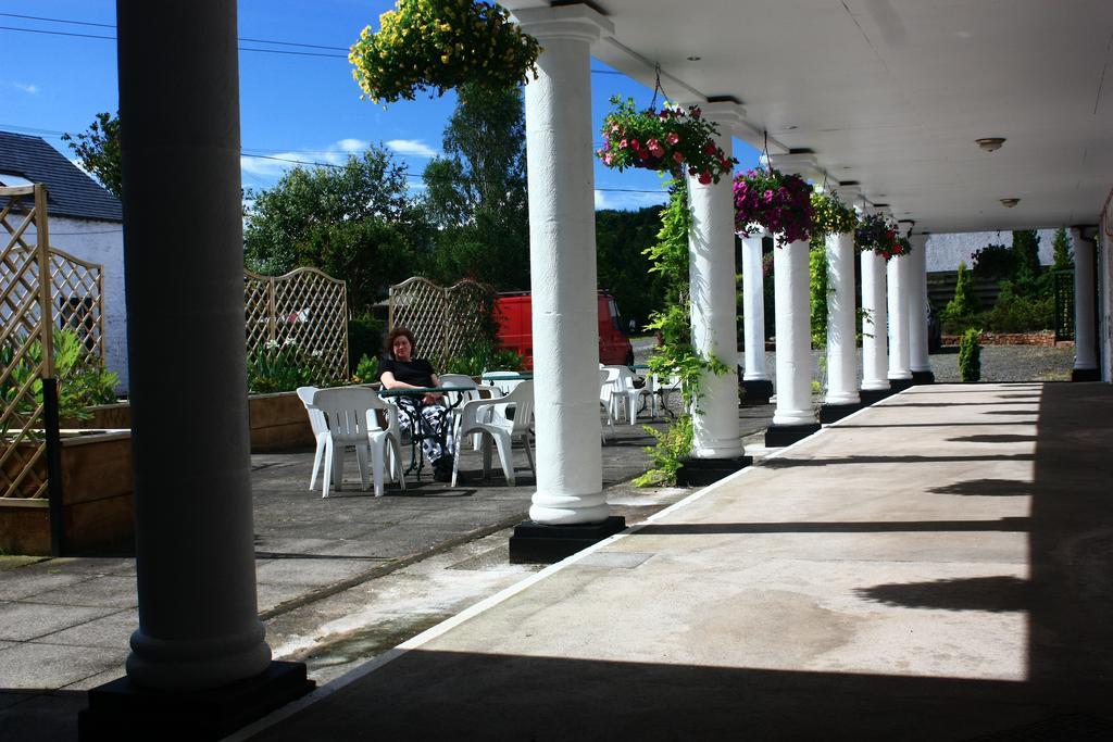 Annandale Arms Hotel Moffat Exteriör bild